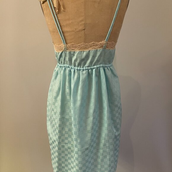 Vintage 70s Givenchy Intimates Chemise Peignoir Nightgown Angel Sleeve Robe Lace - Picture 8 of 16